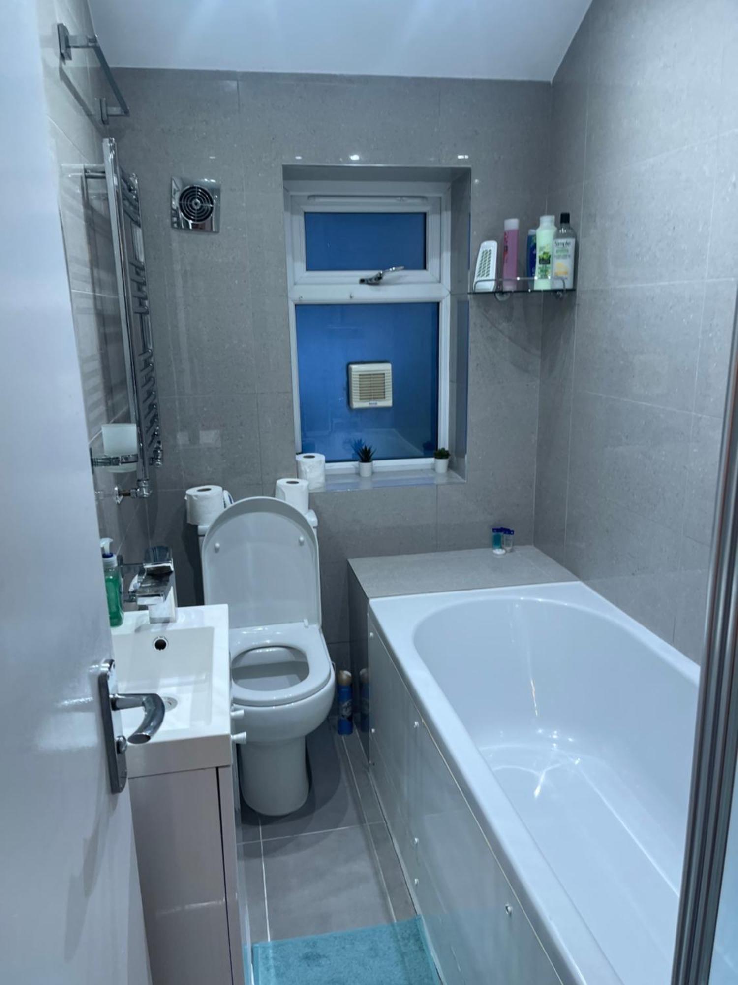 Tooting Lodge London - Cosy 2 Bedroom House With Garden, 5 Mins Walk To Tube Station Exterior foto